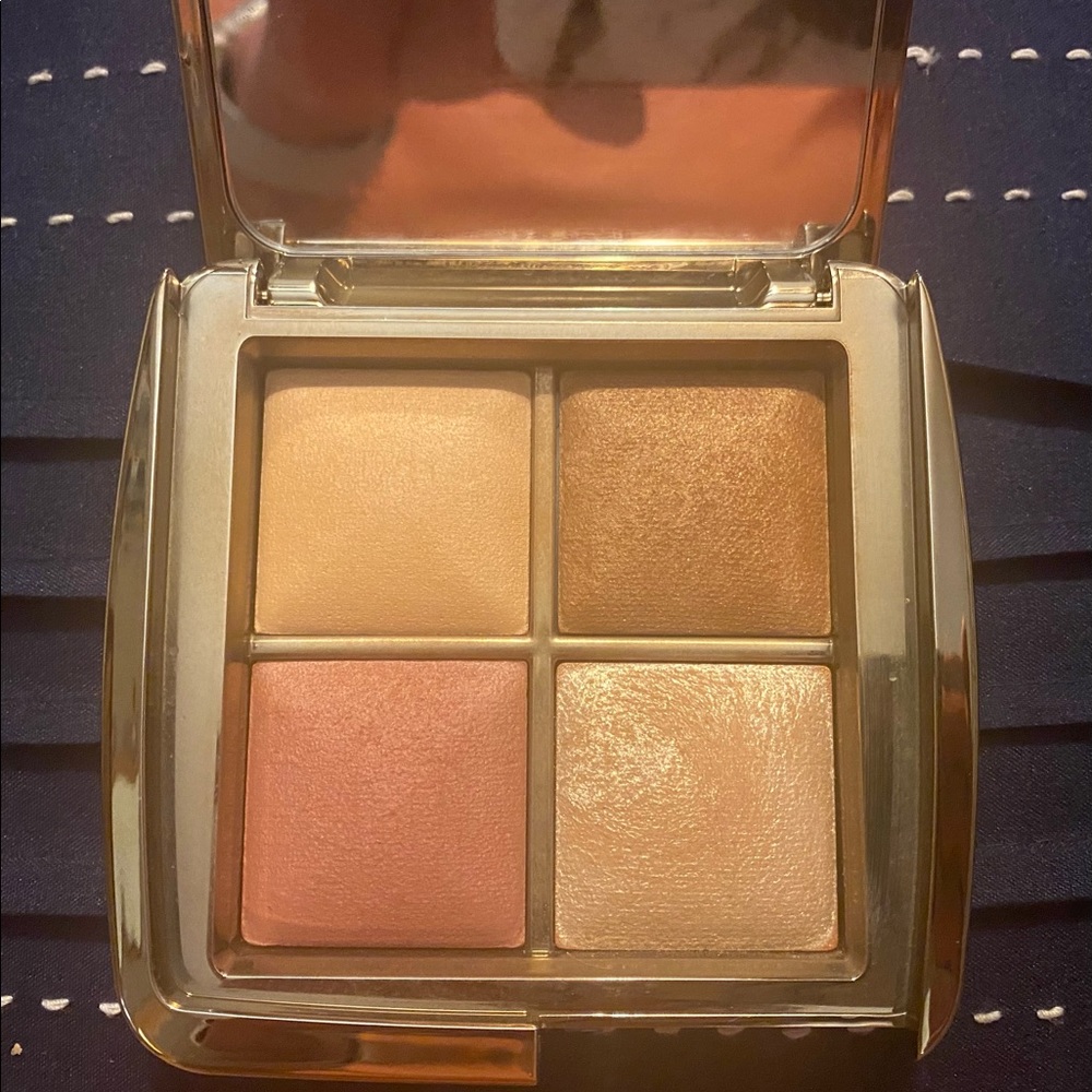 HOURGLASS AMBIENT LIGHTING EDIT MINI – SCULPTURE UNLOCKED